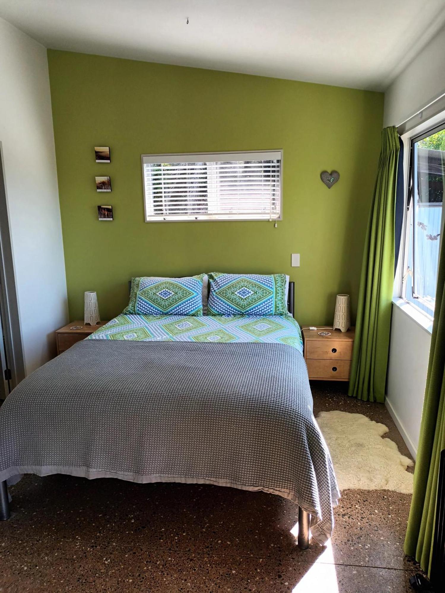 Island Breeze Apartment Oneroa Bagian luar foto